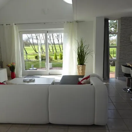 & Golf יוליאנאדורפ