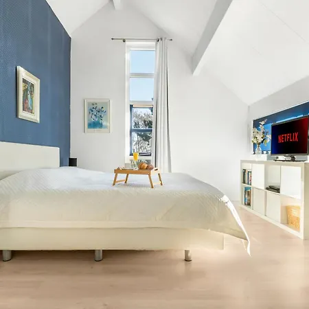 & Golf וילה יוליאנאדורפ