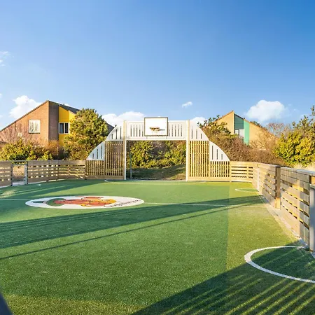 & Golf Villa *